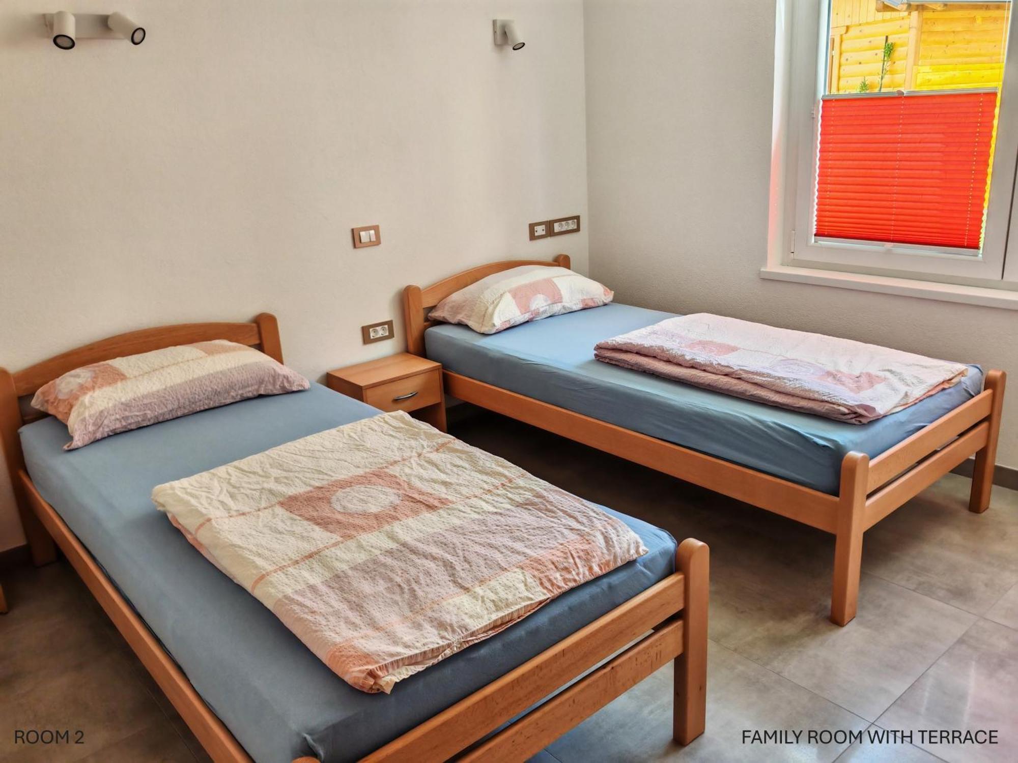 Apartment And Room Anica Tolmin Esterno foto