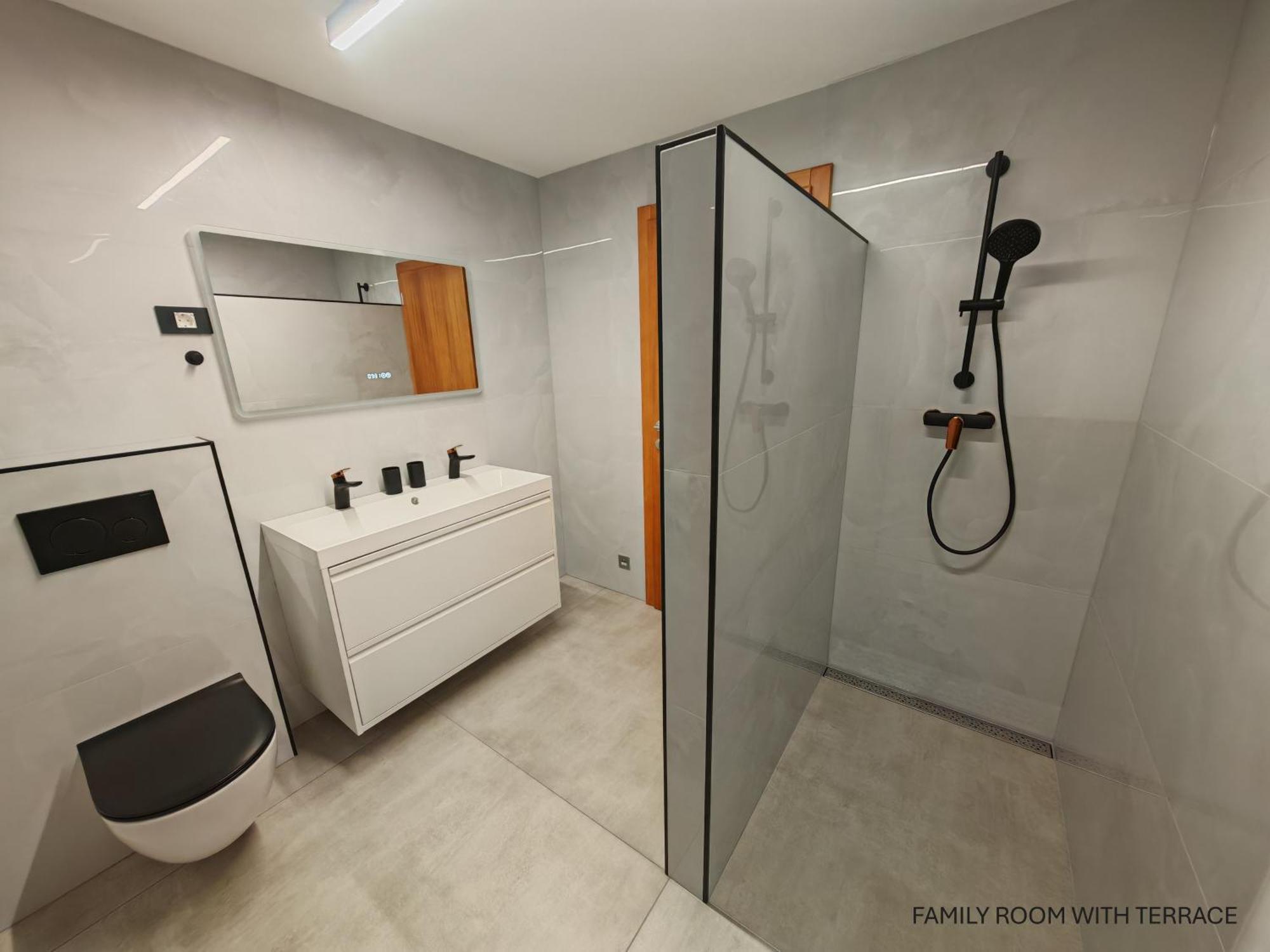 Apartment And Room Anica Tolmin Esterno foto